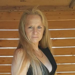 Meet your Posher, Regina